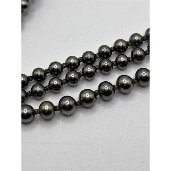 Vintage Eugene Triple Strand Faux Bk Pearl Necklace w/ Rhinestone Flower Pendant - Picture 7 of 10